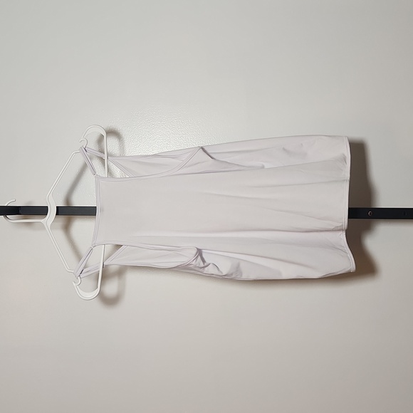 NWT AOKOSOR Women's Deep V Neck Wrap Spaghetti Strap Tank, Size Medium - Picture 4 of 12